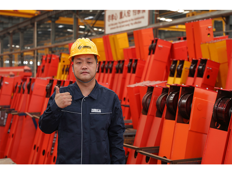 致工匠精神！讲真，他是“有两把刷子”的