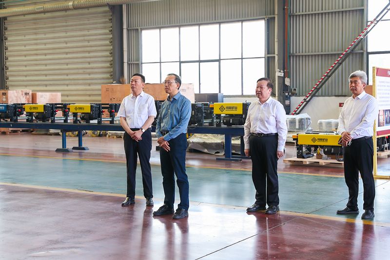 河南省副省长李涛莅临河南矿山智能产业园调研