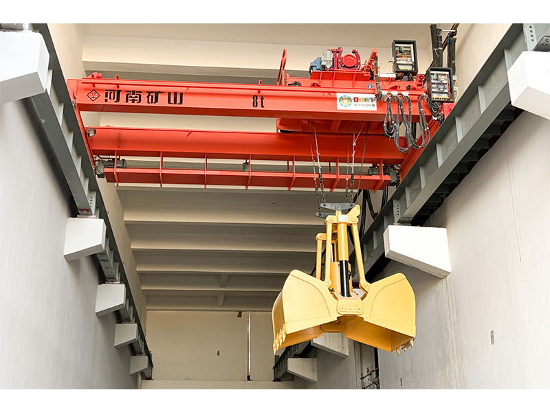 藏不住了!这台“自动抓斗”神器,真神奇~